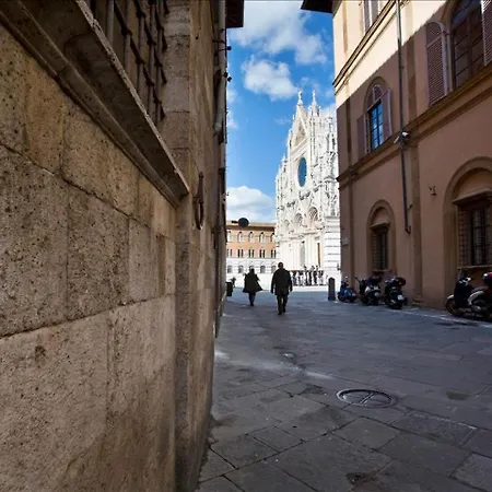 Romantica * Siena
